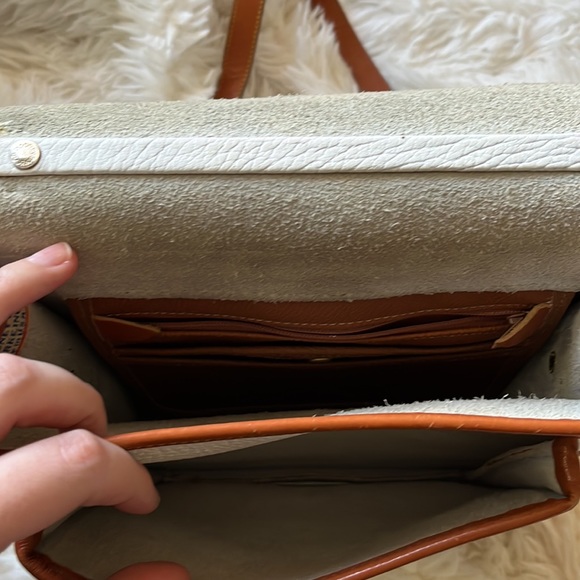 Vintage Dooney & Bourke White and Brown Courier Bag - Picture 11 of 11